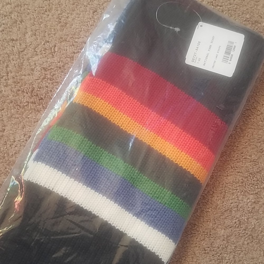 BNIB Pendleton National Park Scarf- Crater Lake